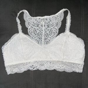 Mudd Y2K Bralette Size XL White Floral Lace Racerback Removable Pads Feminine